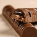 Шоколадный батончик с кокосовой  карамелью и орехами 66 грамм Healthy Choice  фото №2